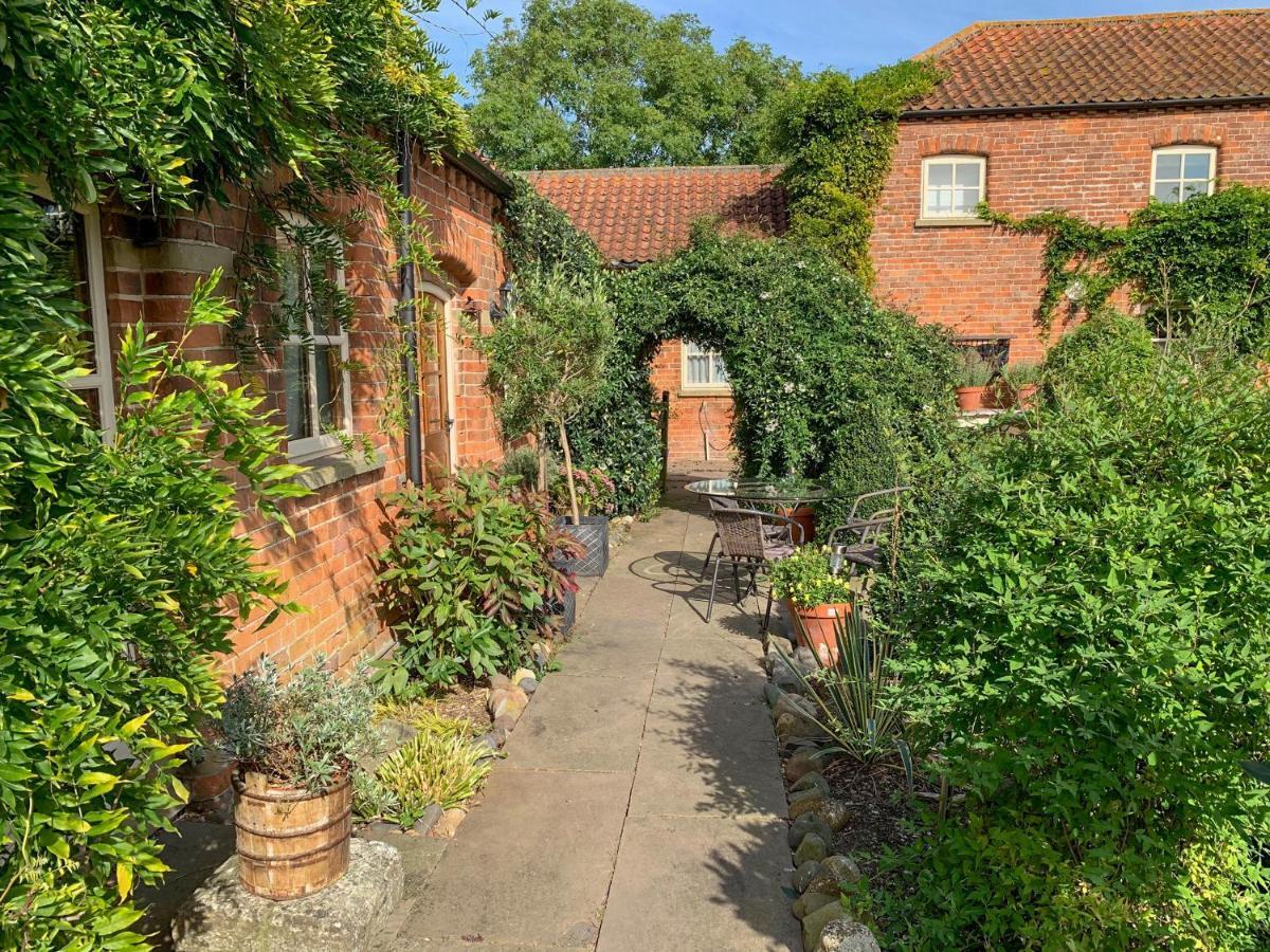 Stable Cottage Withernwick Exterior photo